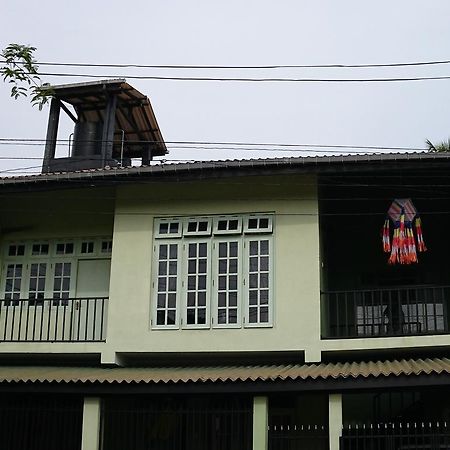 Tamarind Breeze Villa Bentota Bagian luar foto