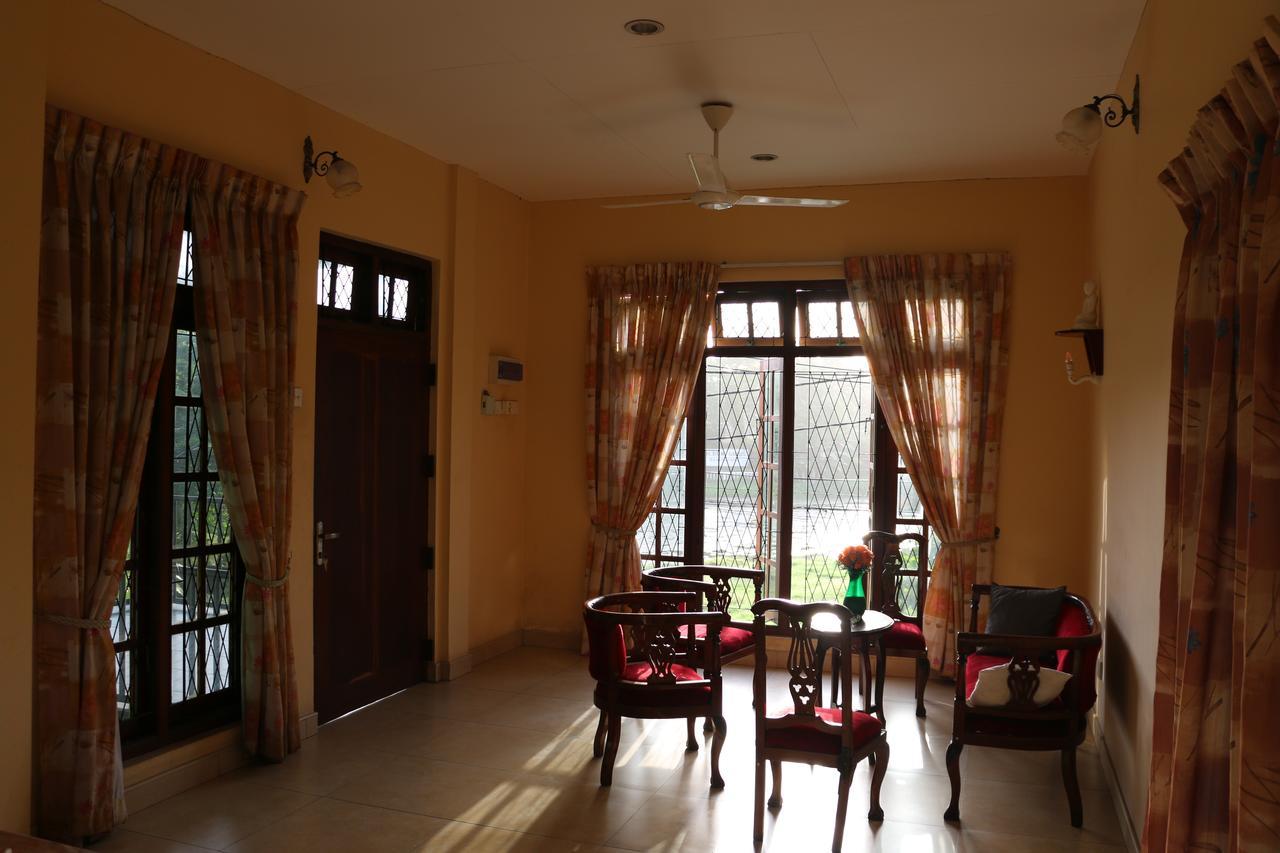 Tamarind Breeze Villa Bentota Bagian luar foto