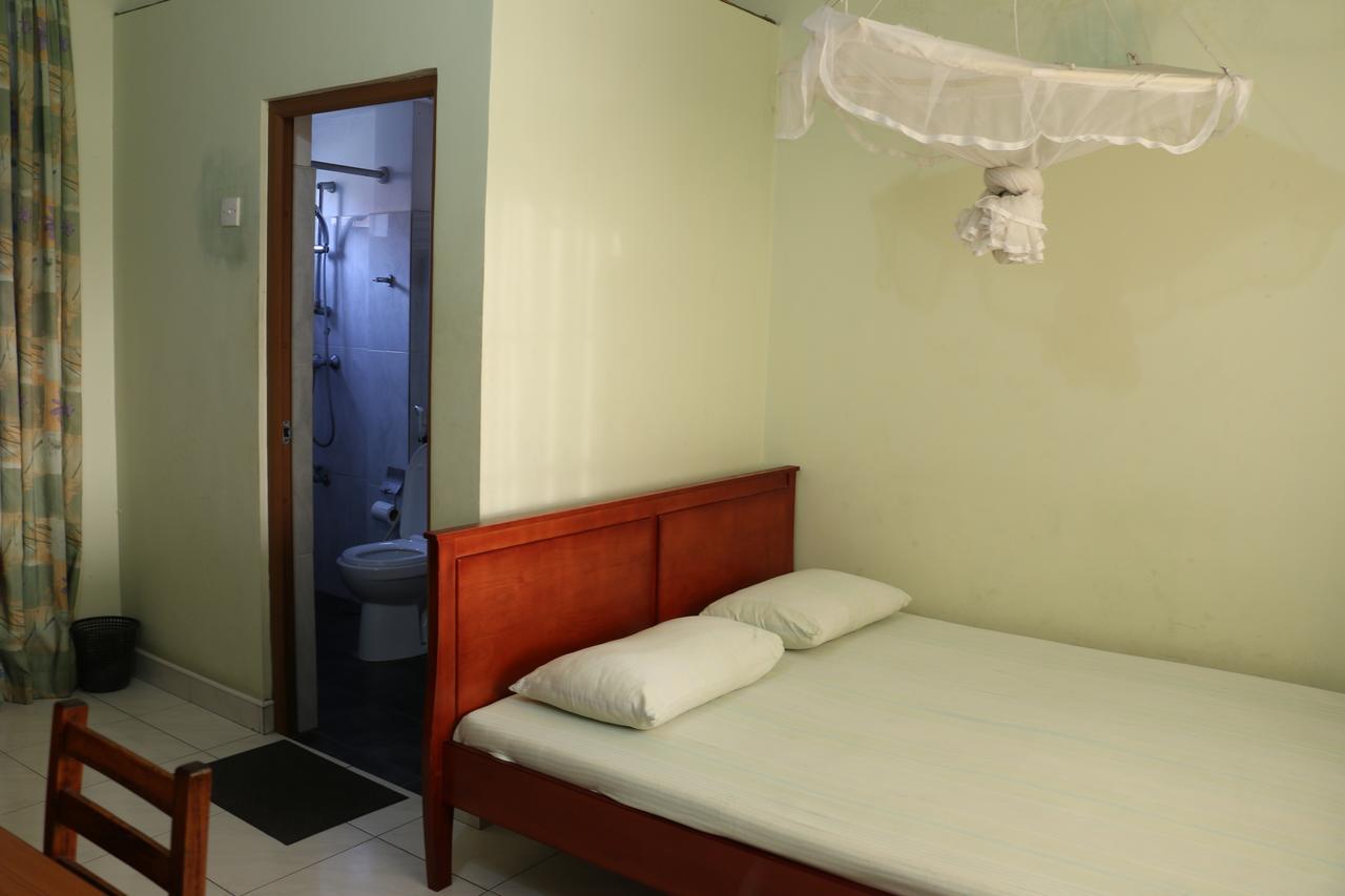 Tamarind Breeze Villa Bentota Bagian luar foto